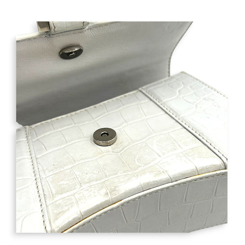 Hourglass Top Handle Bag White in Crocodile Embossed Calfskin, Silver hardware