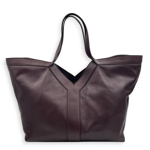 Y Tote Red Tote Bag in Calfskin, Gold hardware