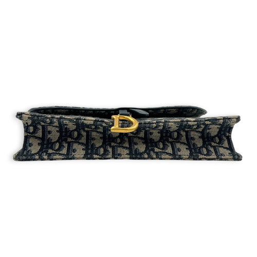 Saddle Wallet On Chain Blue in Jacquard, Gold hardware