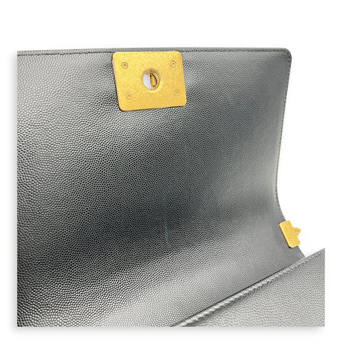 Boy Shoulder Bag Gold in Caviar Leather, Gold hardware