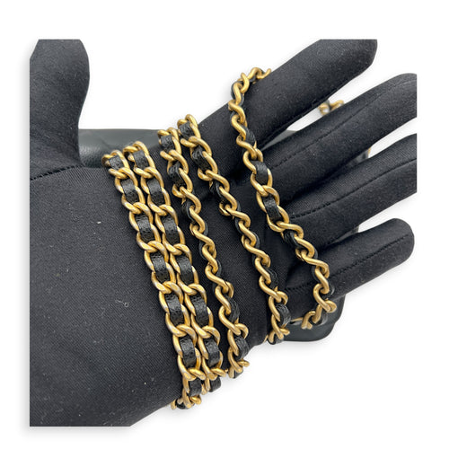 CC Wallet On Chain Black in Caviar Leather, Gold hardware