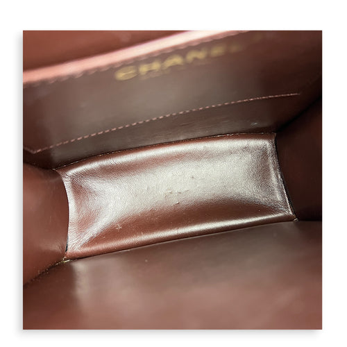 23A Top Handle Bag Brown in Patent Leather, Gold hardware