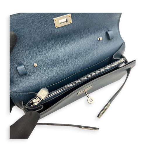 Kelly To Go Bleu de Prusse Wallet in Epsom, Palladium hardware