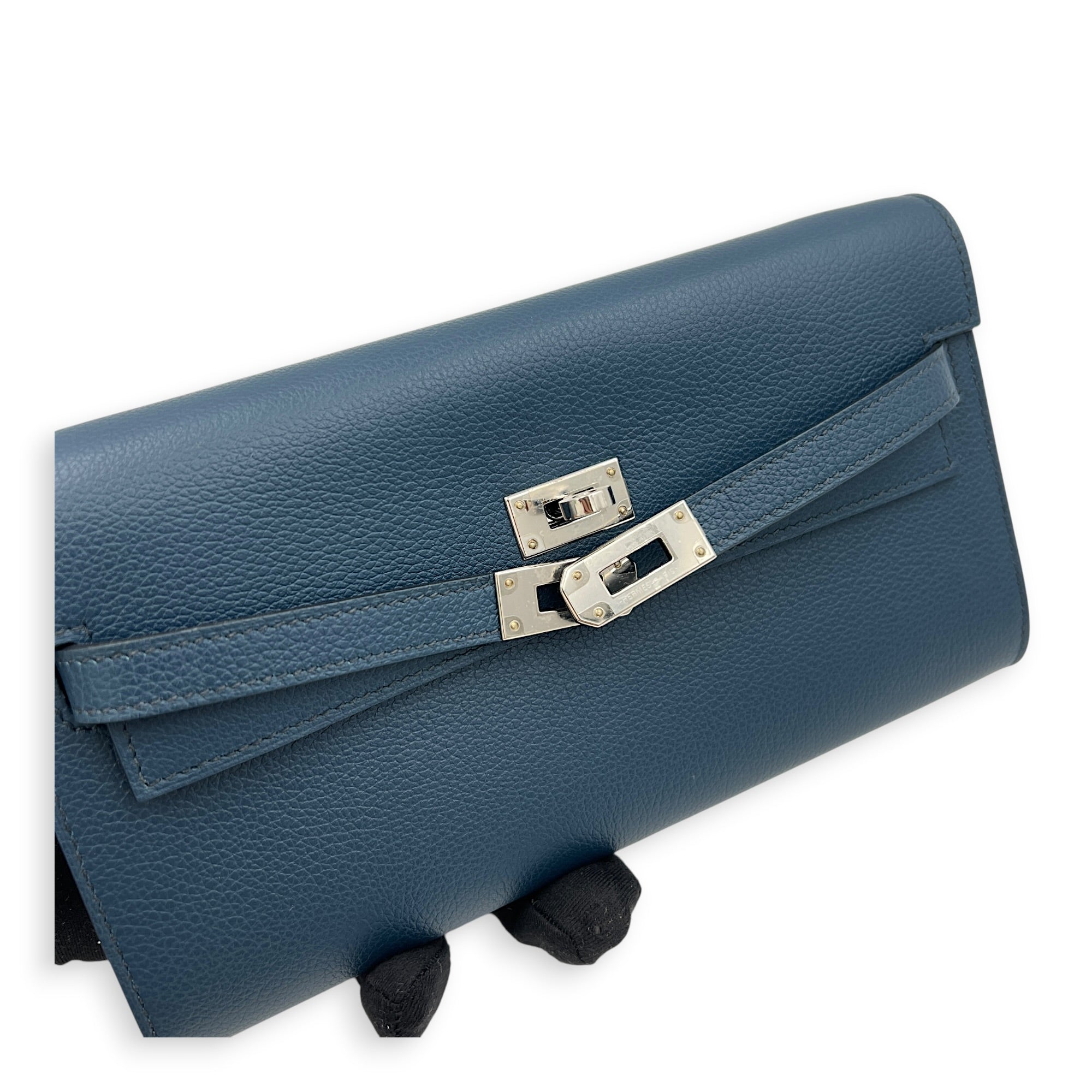 Kelly To Go Bleu de Prusse Wallet in Epsom, Palladium hardware