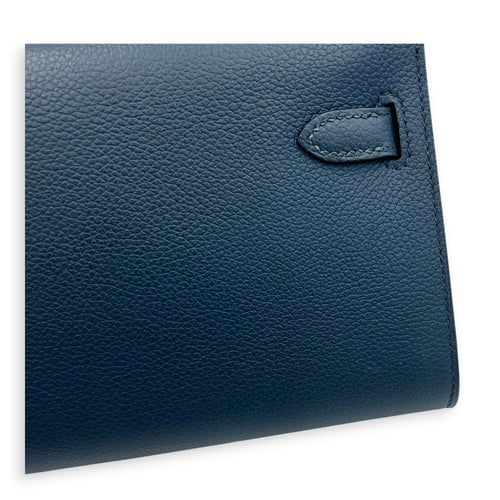 Kelly To Go Bleu de Prusse Wallet in Epsom, Palladium hardware