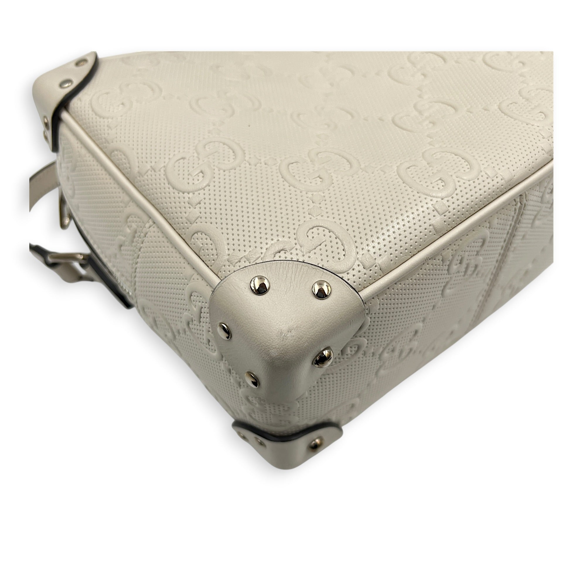 GG Embossed Trunk White Crossbody Bag in Calfskin, Silver hardware