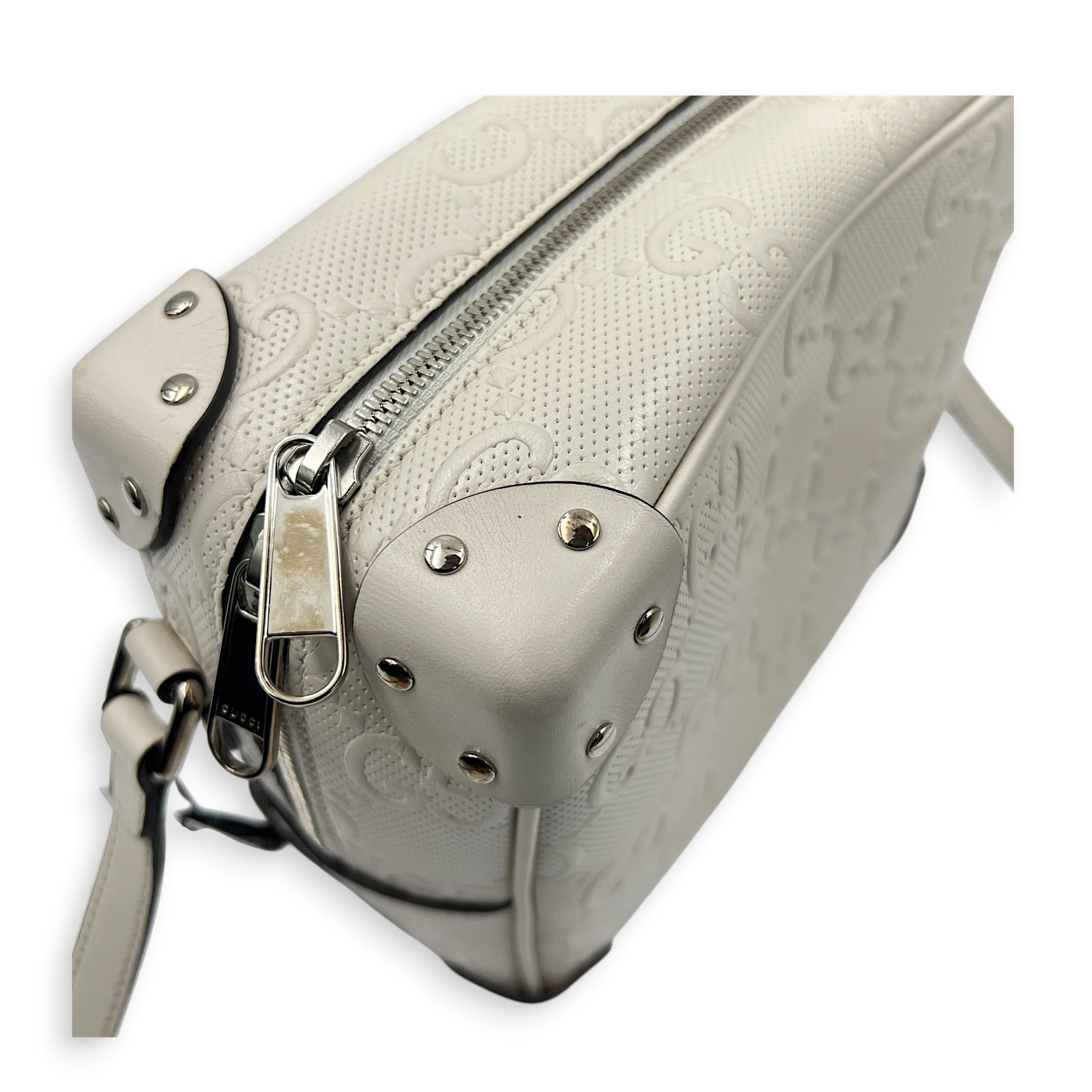 GG Embossed Trunk White Crossbody Bag in Calfskin, Silver hardware
