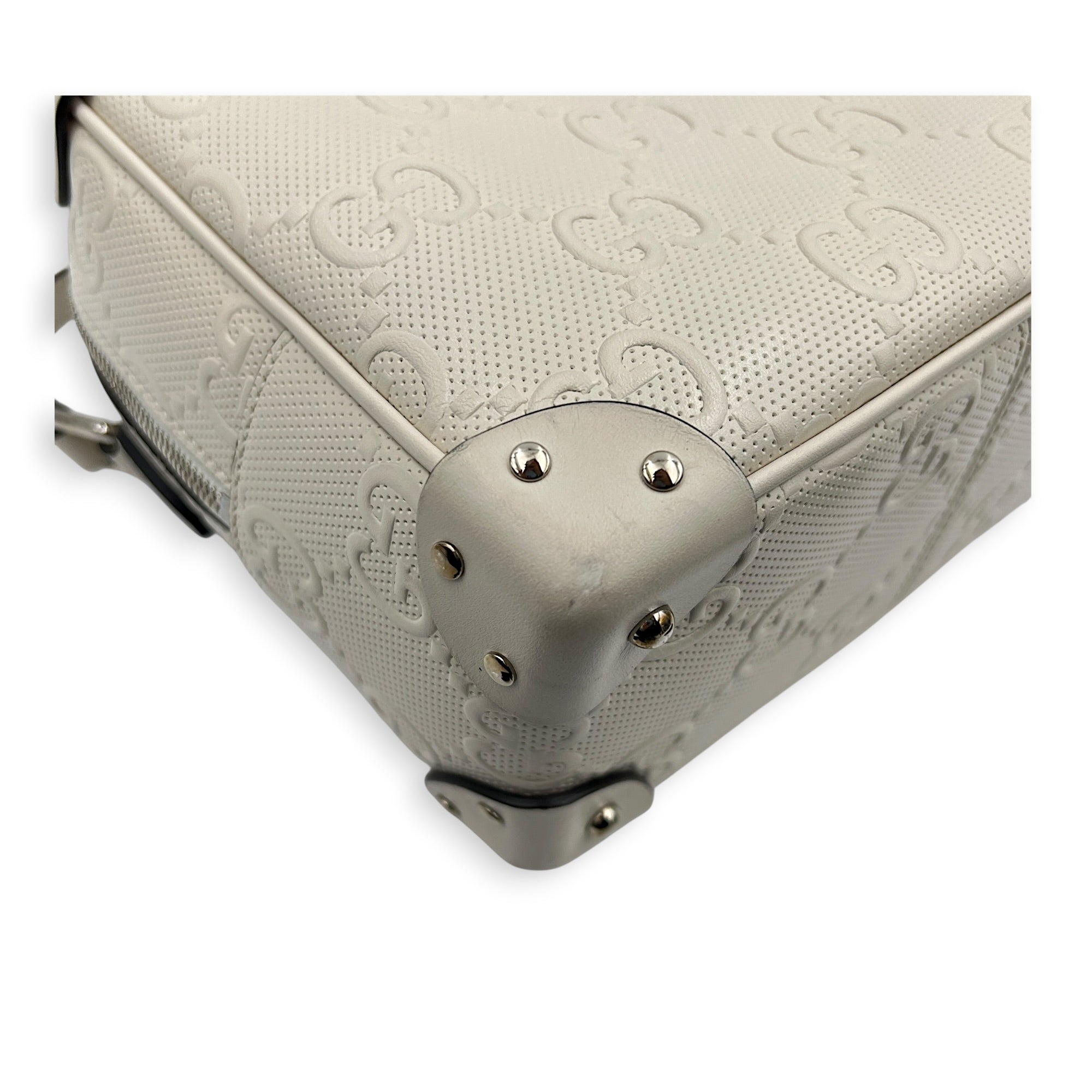 GG Embossed Trunk White Crossbody Bag in Calfskin, Silver hardware