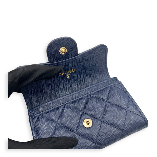 CC Wallet Black in Caviar Leather, Gold hardware