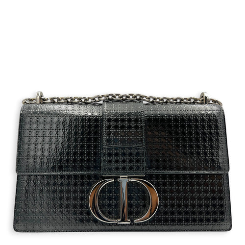 30 Montaigne Shoulder Bag Medium Black in Patent Leather, Silver hardware