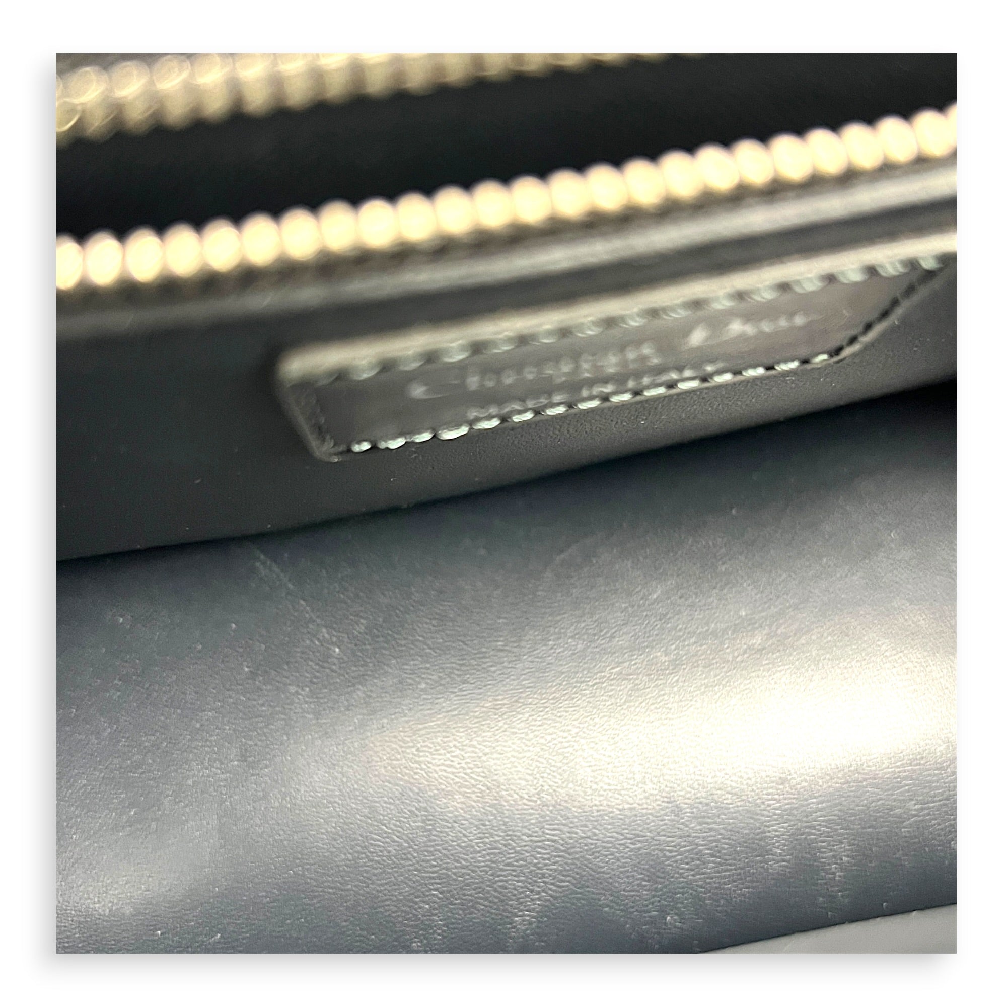 30 Montaigne Shoulder Bag Medium Black in Patent Leather, Silver hardware