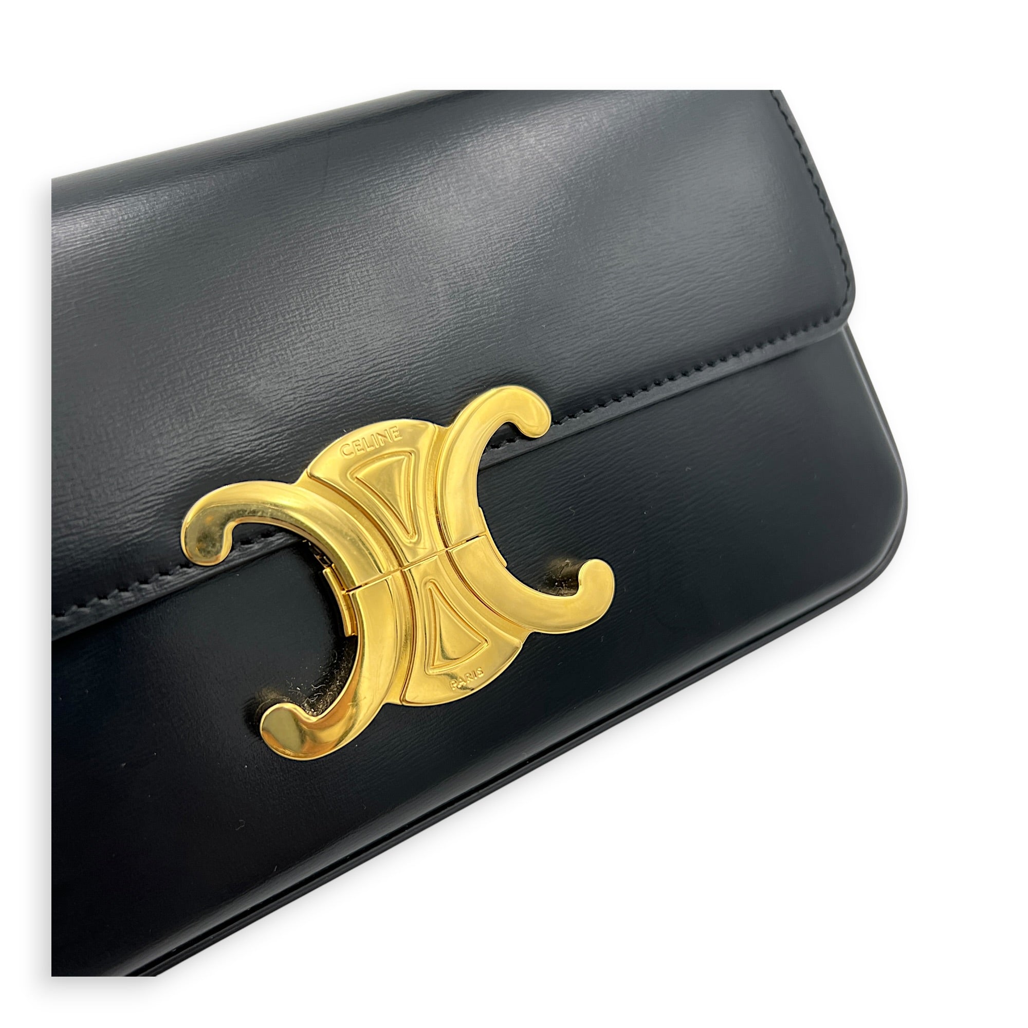 Triomphe Shoulder Bag Claude Black in Box Calfskin, Gold hardware