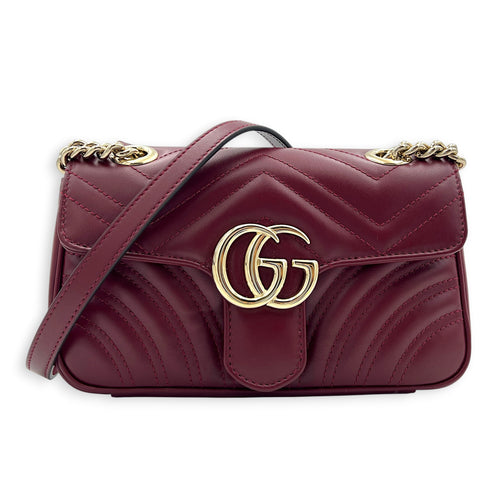 GG Marmont Shoulder Bag Small Hibiscus Red in Calfskin, Gold hardware