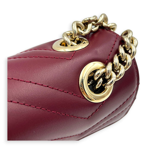 GG Marmont Shoulder Bag Small Hibiscus Red in Calfskin, Gold hardware