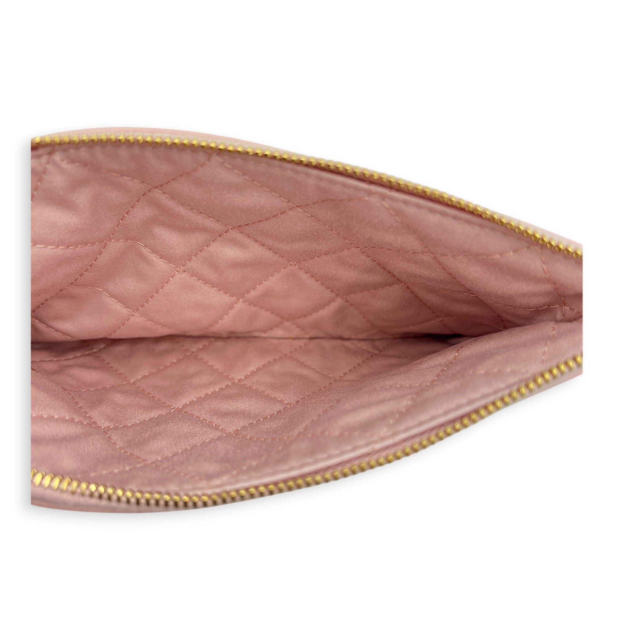 22 Tote Shoulder Bag Light Pink in Calfskin, Gold hardware