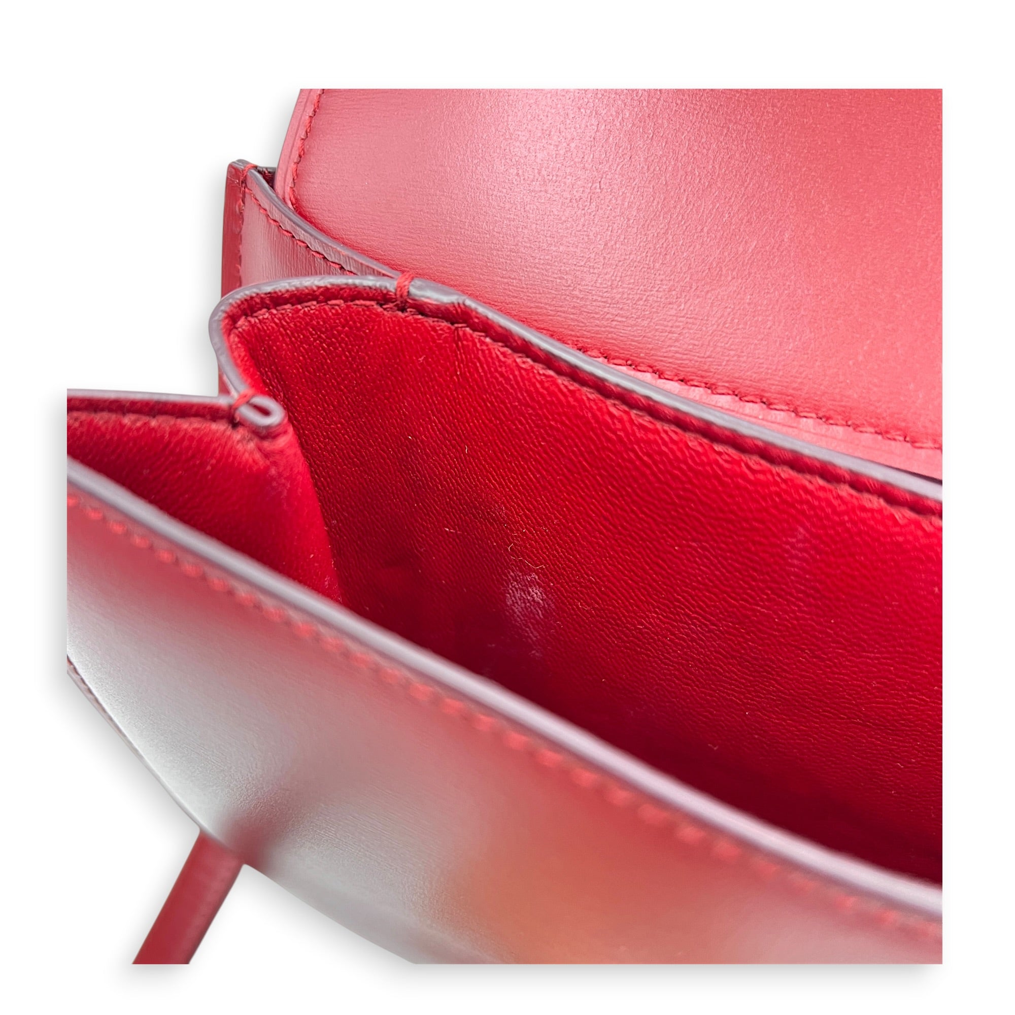 Box Shoulder Bag Red, Gold hardware