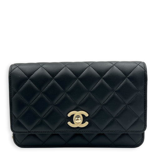 CC Crystal Charm Chain Black Wallet On Chain in Lambskin, Gold hardware
