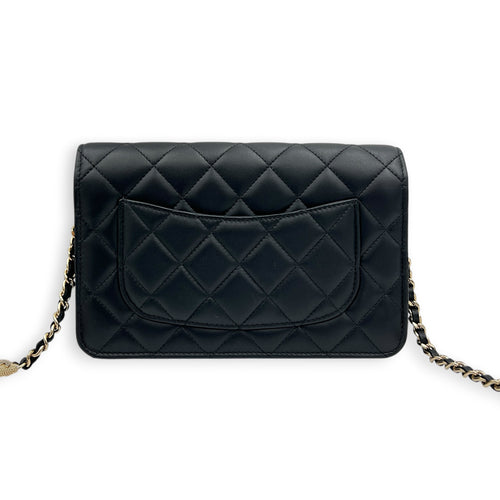 CC Crystal Charm Chain Black Wallet On Chain in Lambskin, Gold hardware