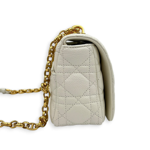 30 Montaigne Shoulder Bag Latte, Gold hardware