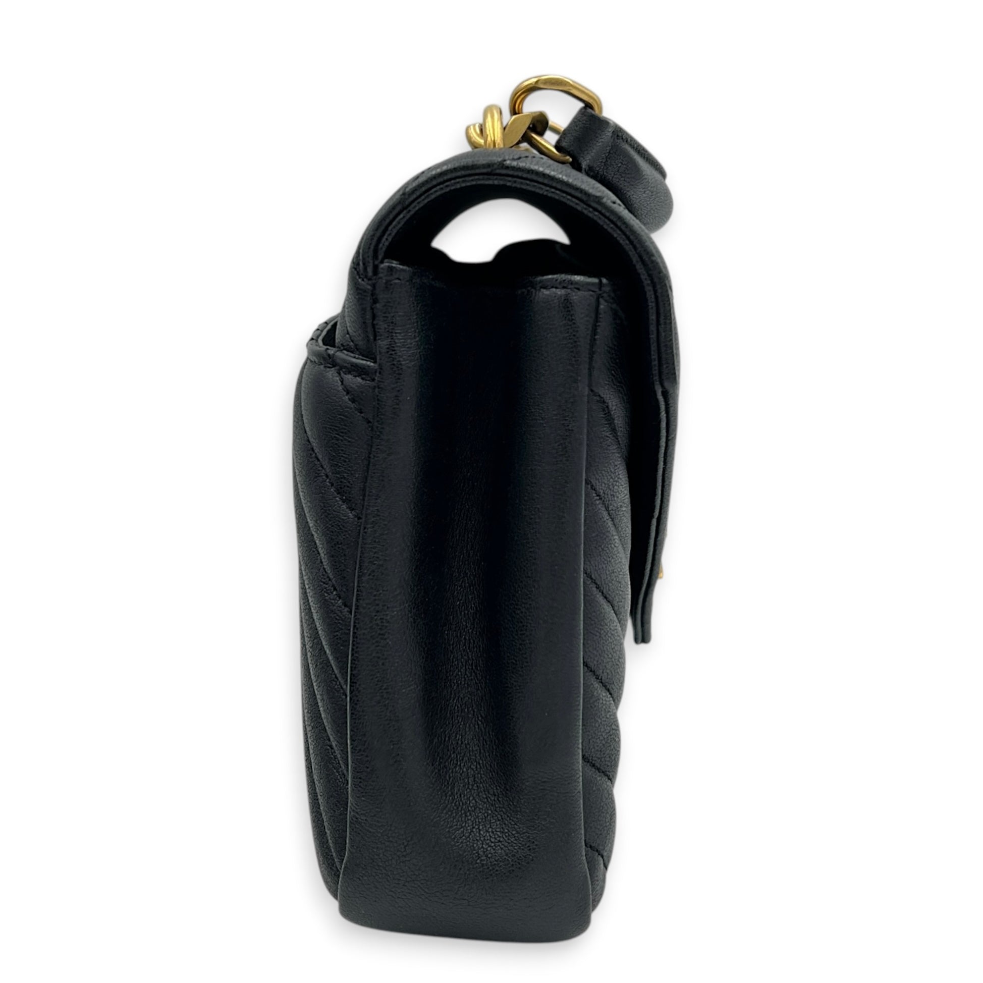 College Shoulder Bag Medium Black in Goat Leather, Gold hardware