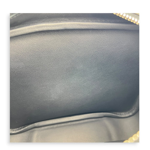 Etriviere Noir Messenger in Evergrain Calfskin, Palladium hardware