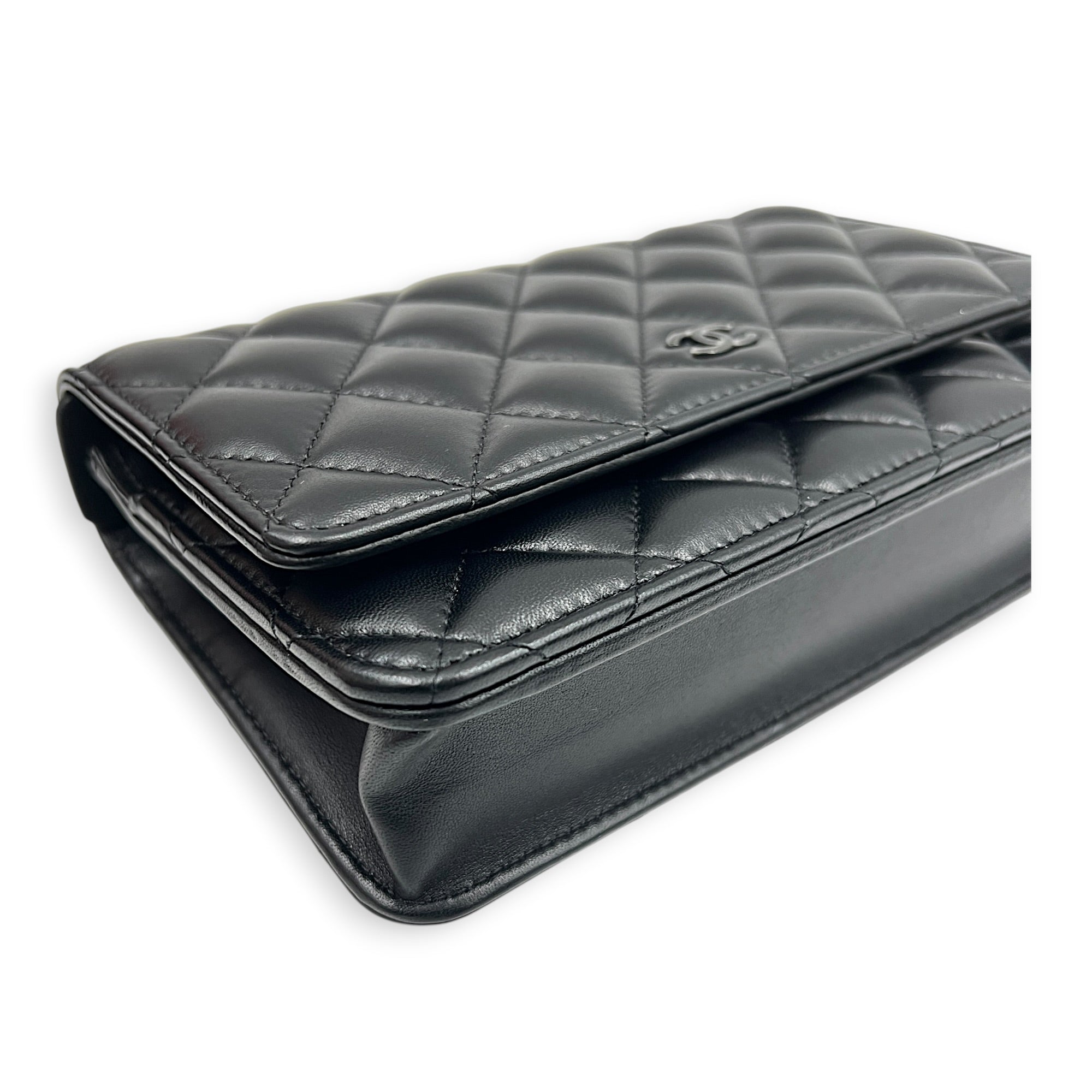 CC Wallet On Chain Black, So Black hardware