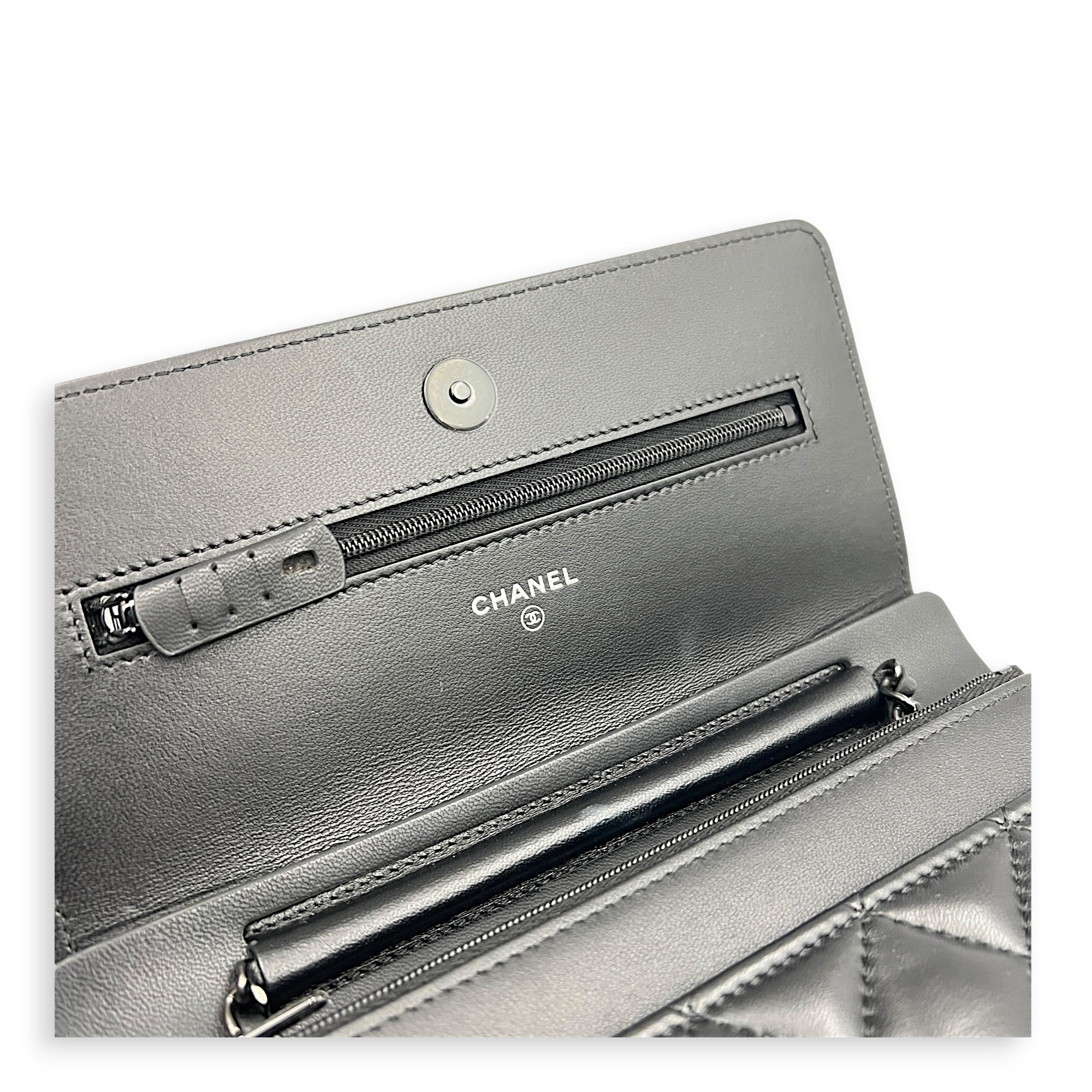 CC Wallet On Chain Black, So Black hardware