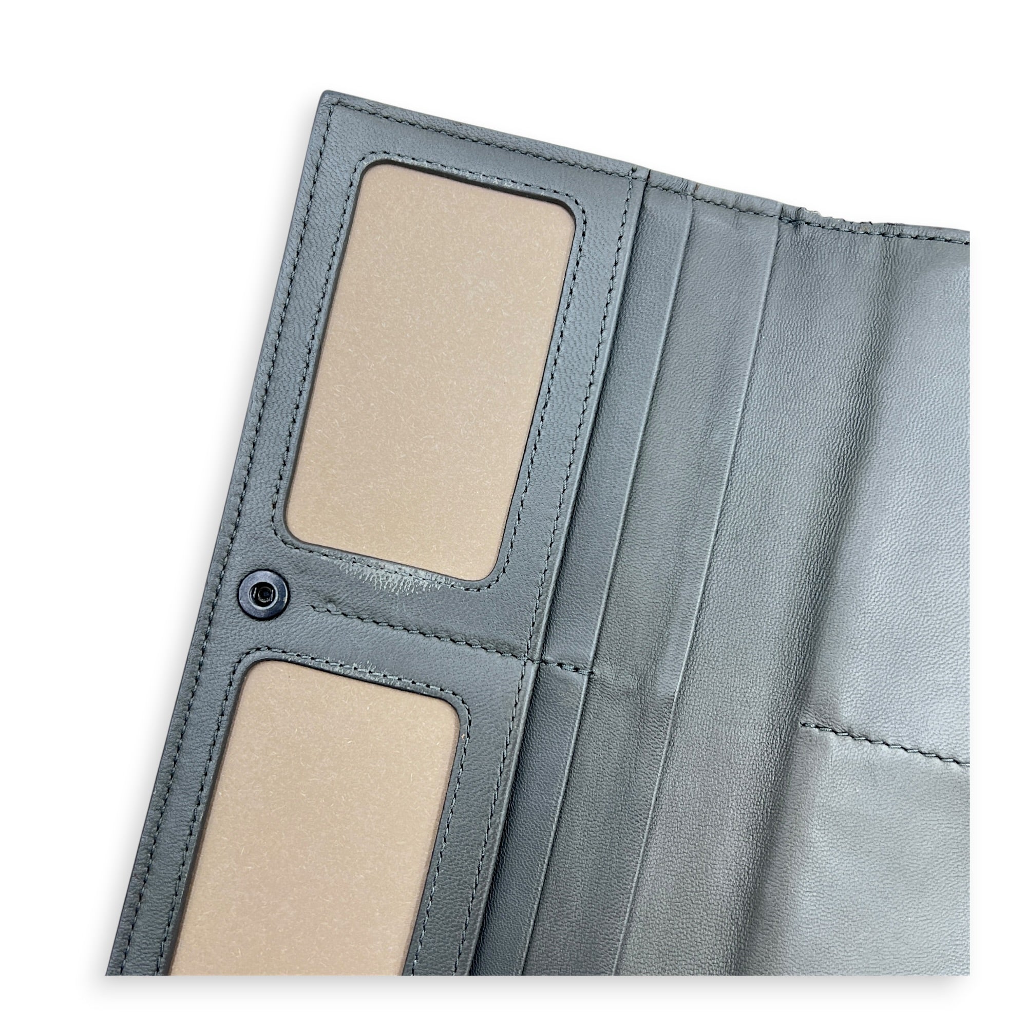 Intrecciato Grey Wallet in Lambskin, Ruthenium hardware