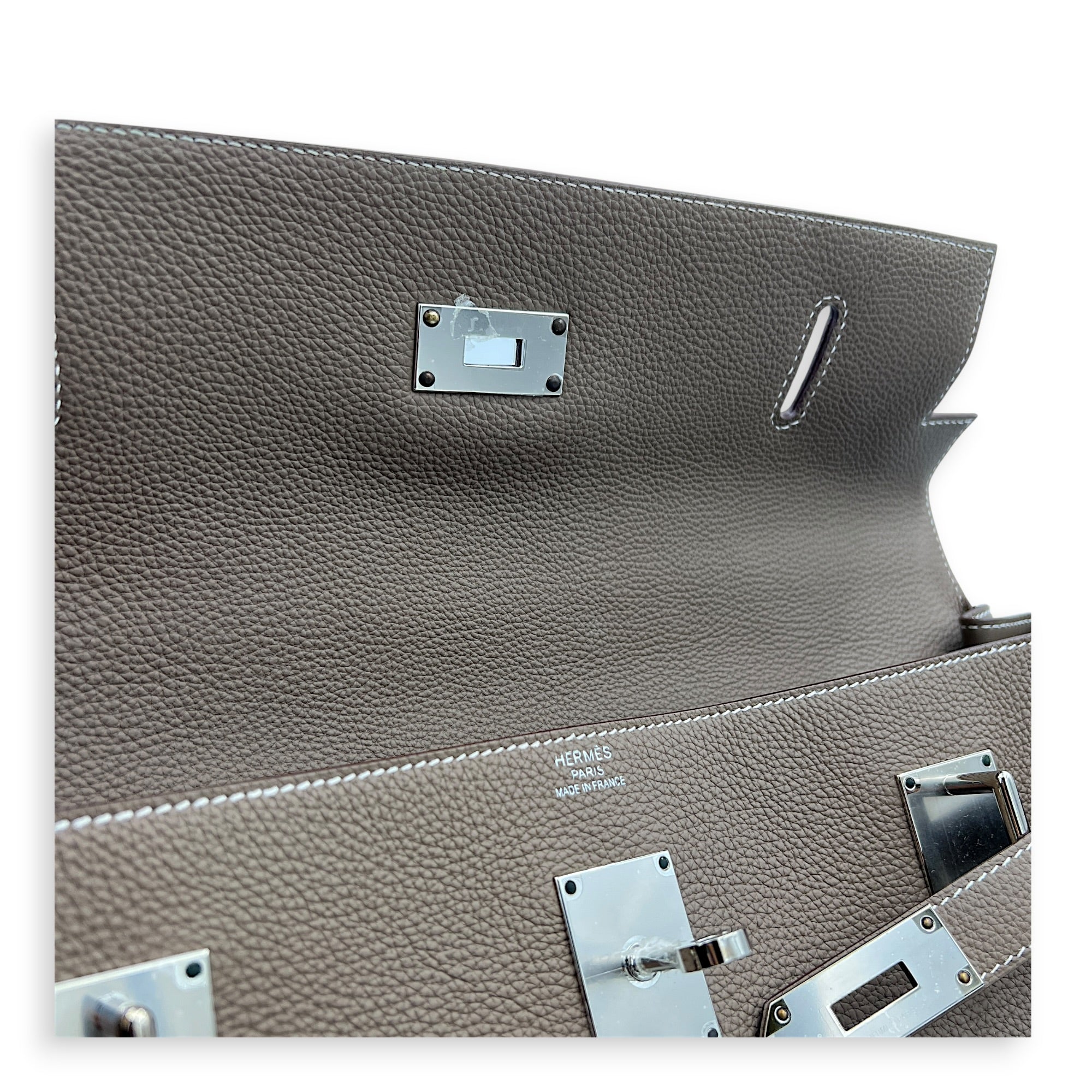 Kelly Maxi 42 Etoupe Top Handle Bag in Togo, Palladium hardware