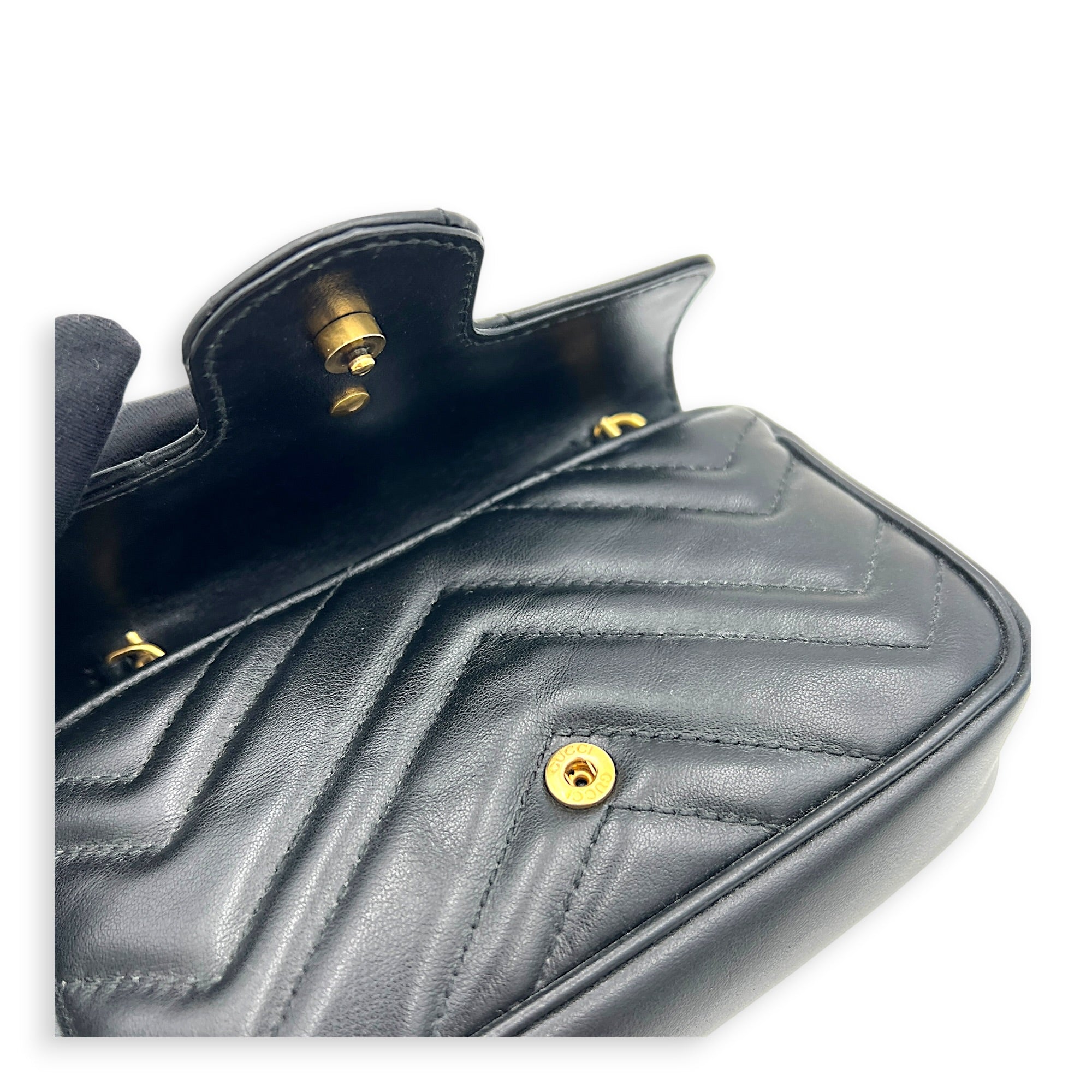 GG Marmont Crossbody Bag Super Mini Black in Calfskin, Gold hardware