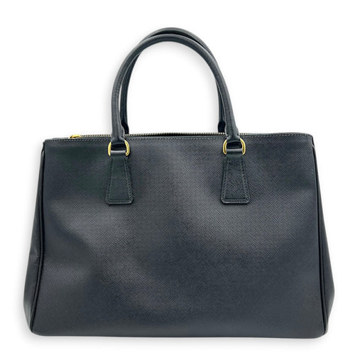 Galleria Top Handle Bag Large Nero in Saffiano Leather, Gold hardware
