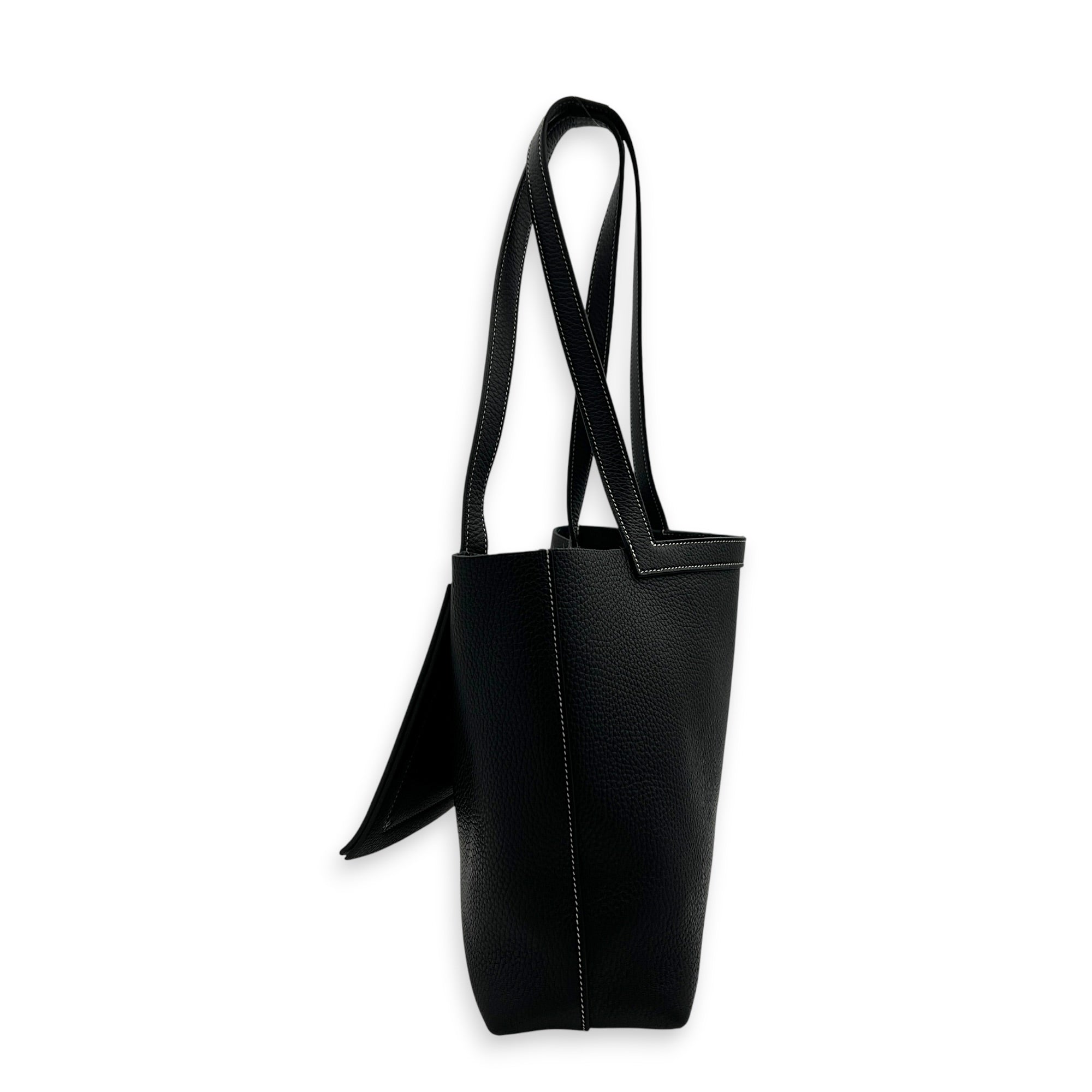 Cabasellier 31 Black Tote Bag in Clemence