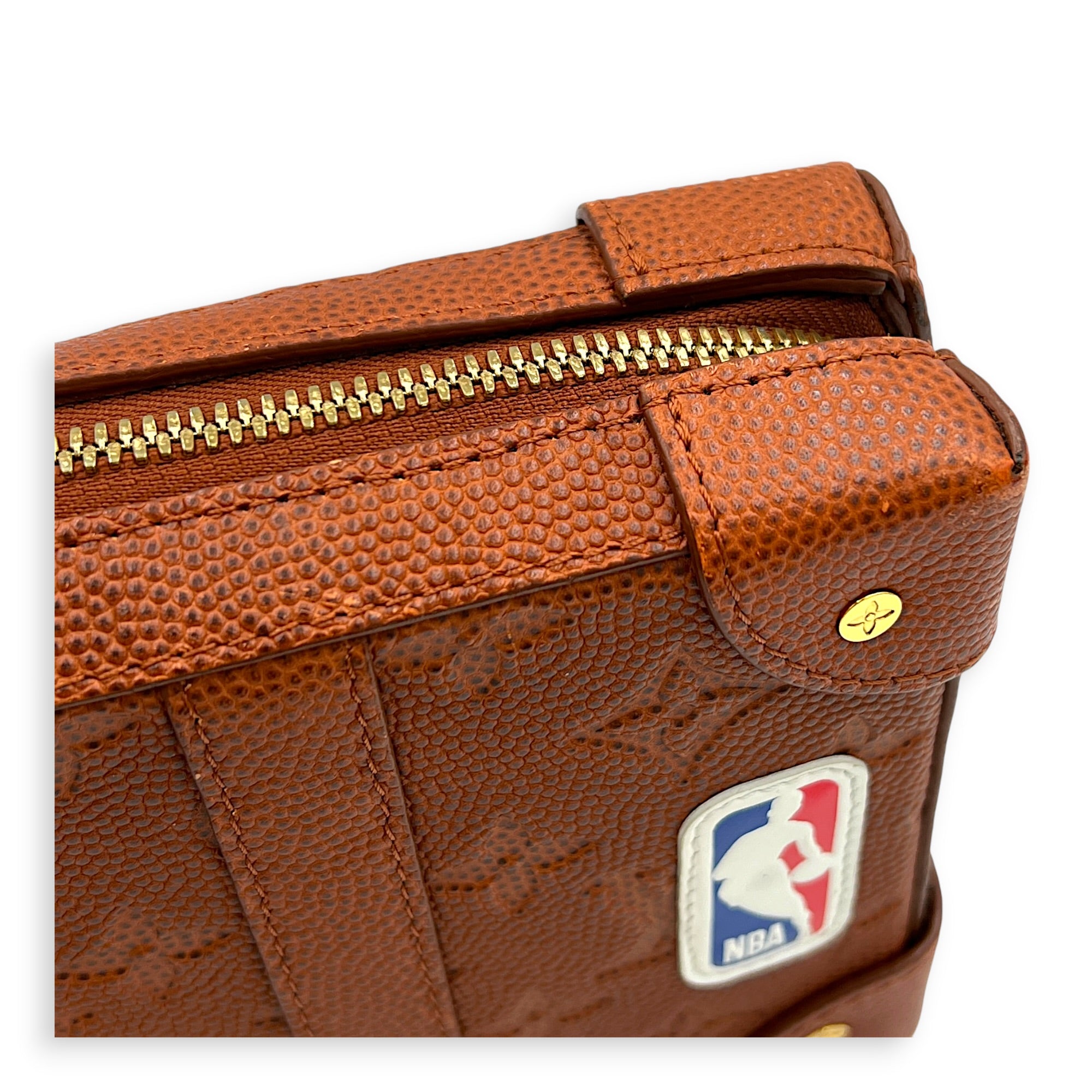 X NBA  Crossbody Bag Caramel / Basketball Brown in Taurillon Leather, Gold hardware