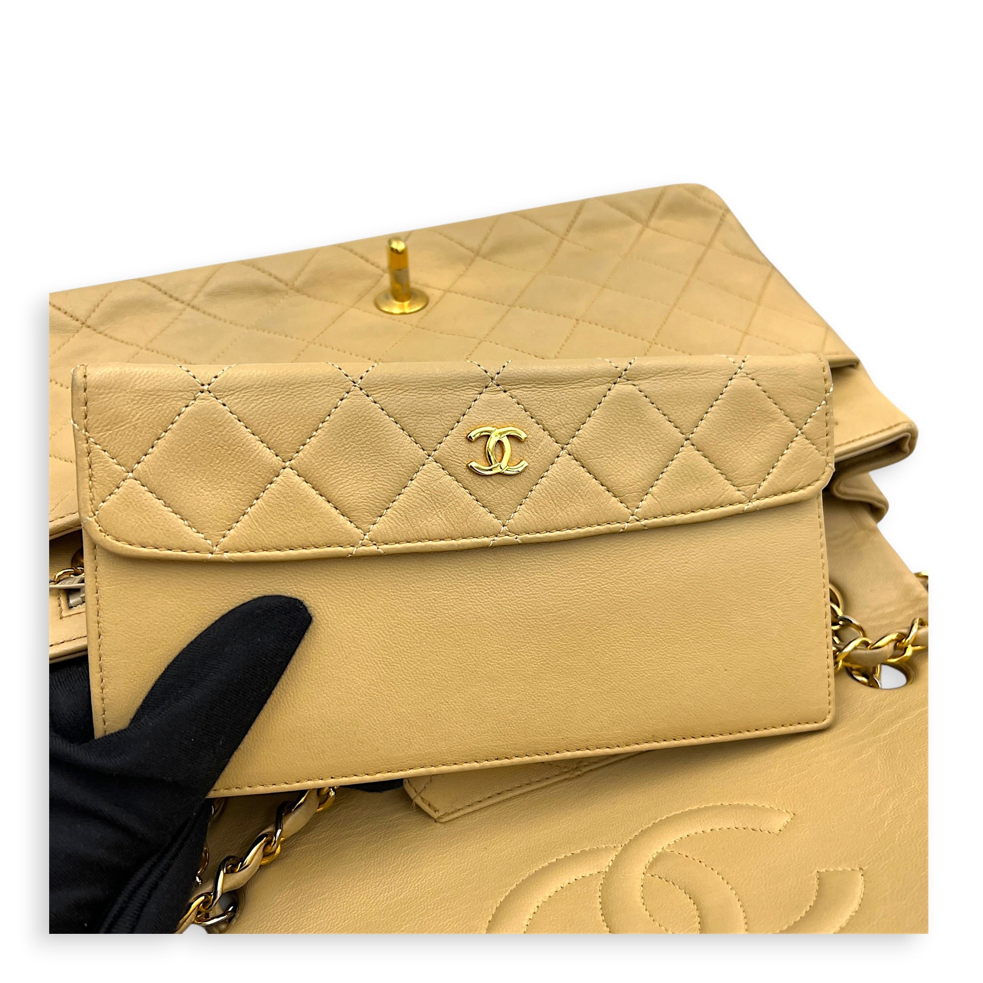 CC Shoulder Bag Beige (Recolored) in Lambskin, Gold hardware