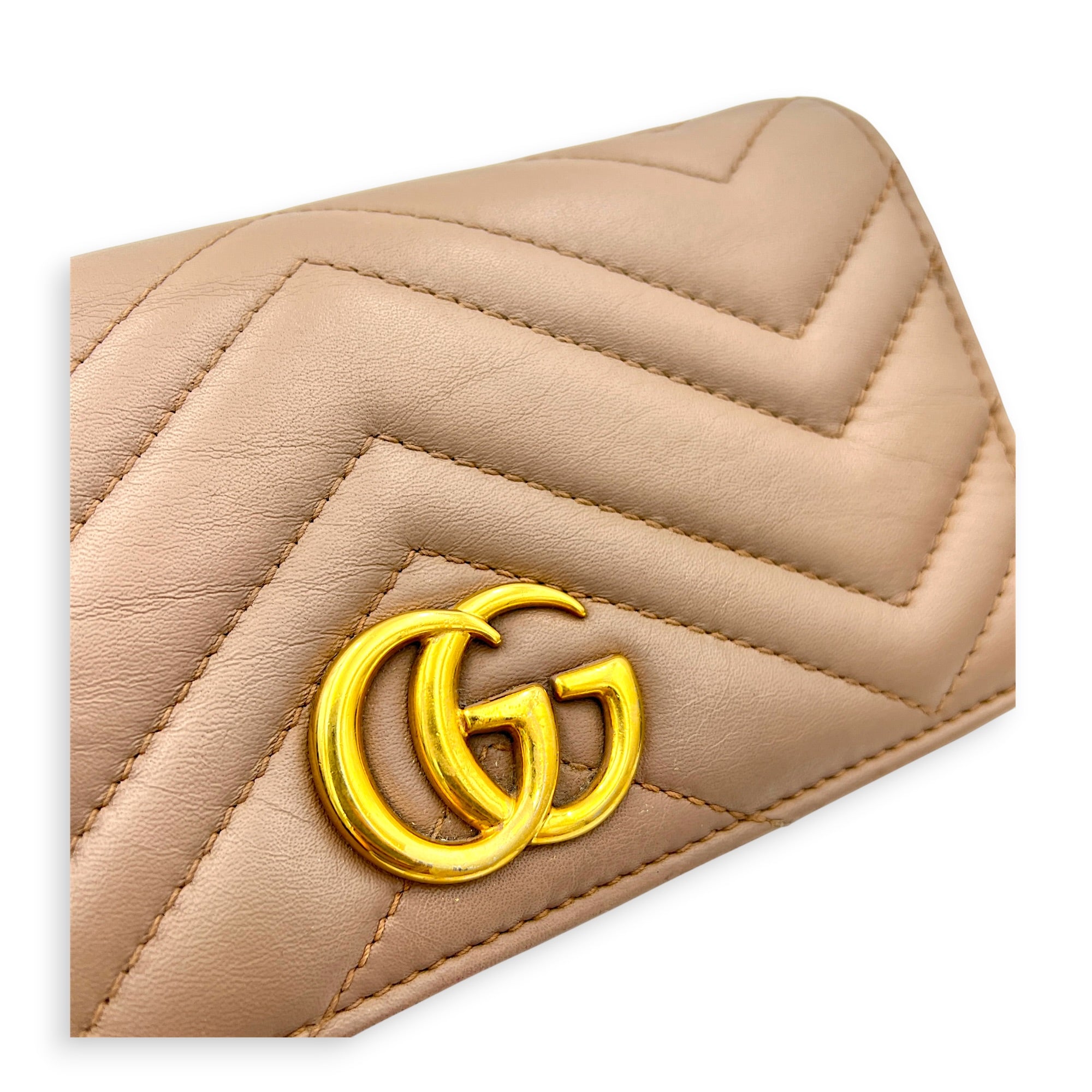 GG Marmont Wallet On Chain Pink in Calfskin, Gold hardware