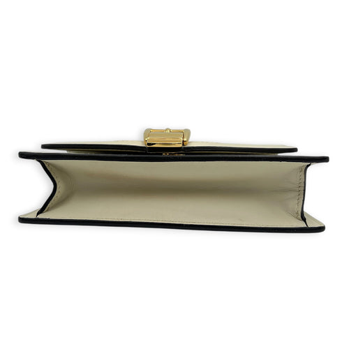 Sylvie Wallet On Chain White in Calfskin, Gold hardware