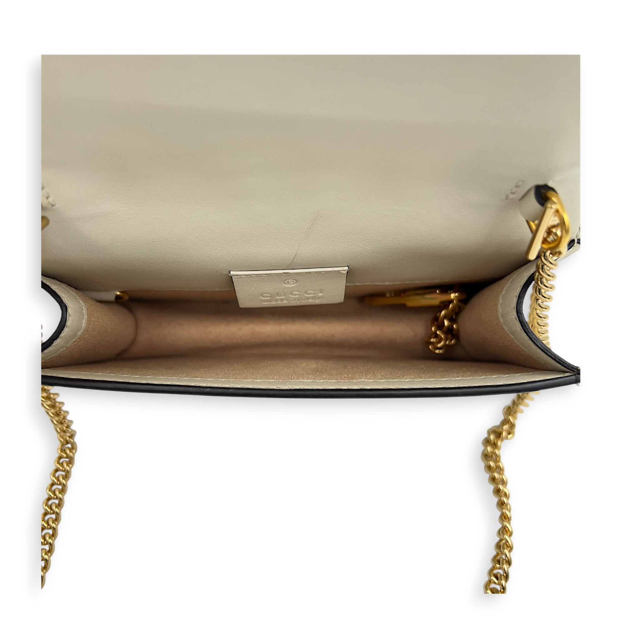 Sylvie Wallet On Chain White in Calfskin, Gold hardware