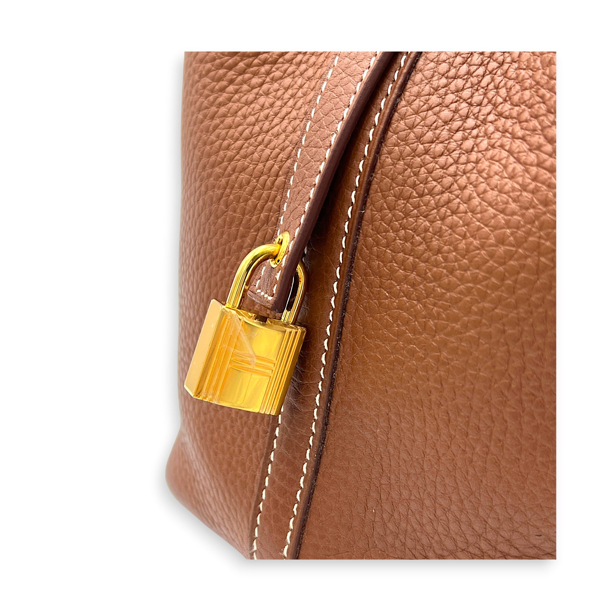 Picotin 18 Gold Top Handle Bag in Clemence, Gold hardware