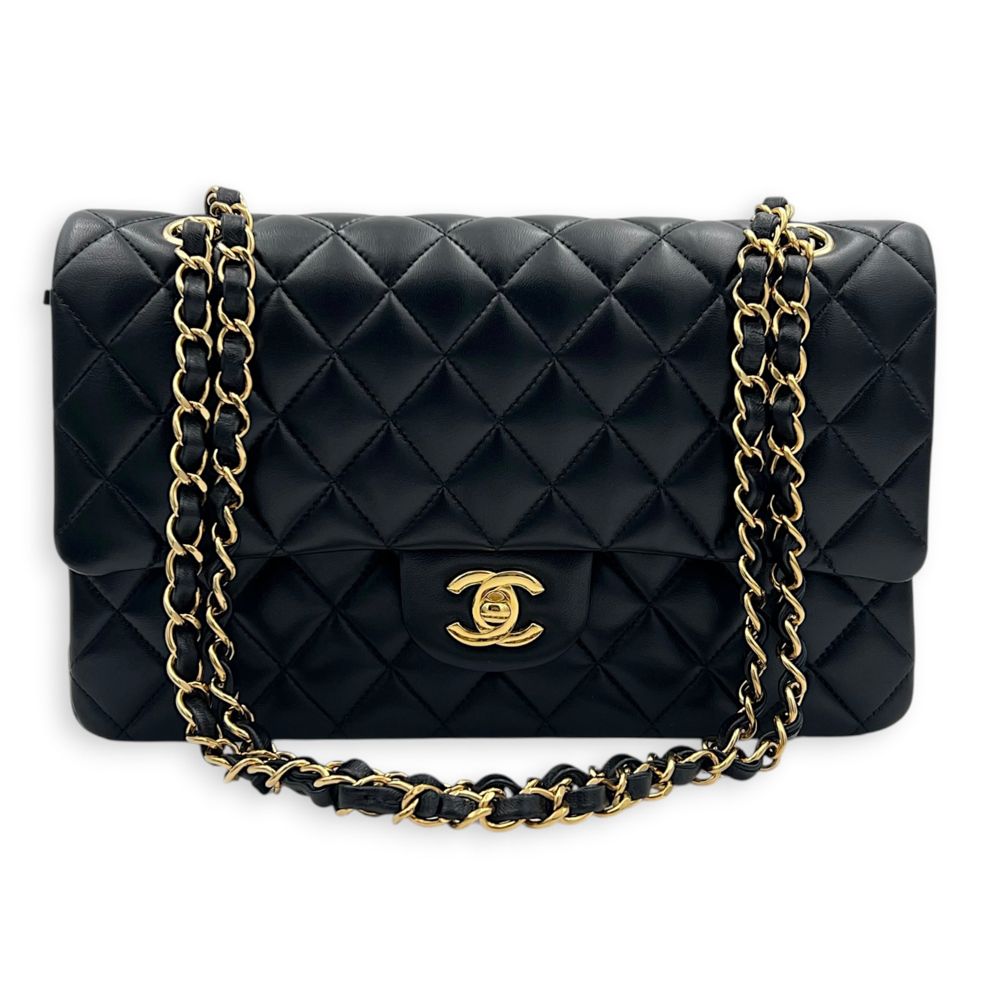 Classic Double Flap Shoulder Bag Medium Black in Lambskin, Gold hardware