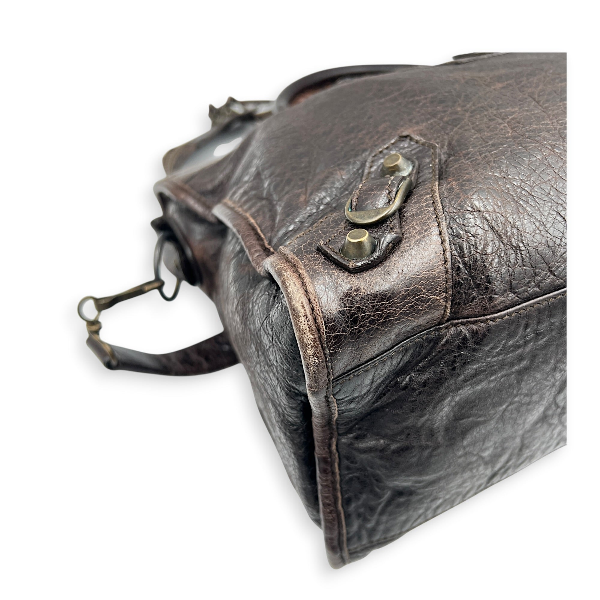 City Medium Brown Shoulder Bag in Lambskin, Ruthenium hardware