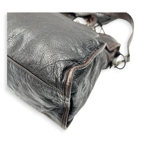 City Medium Brown Shoulder Bag in Lambskin, Ruthenium hardware
