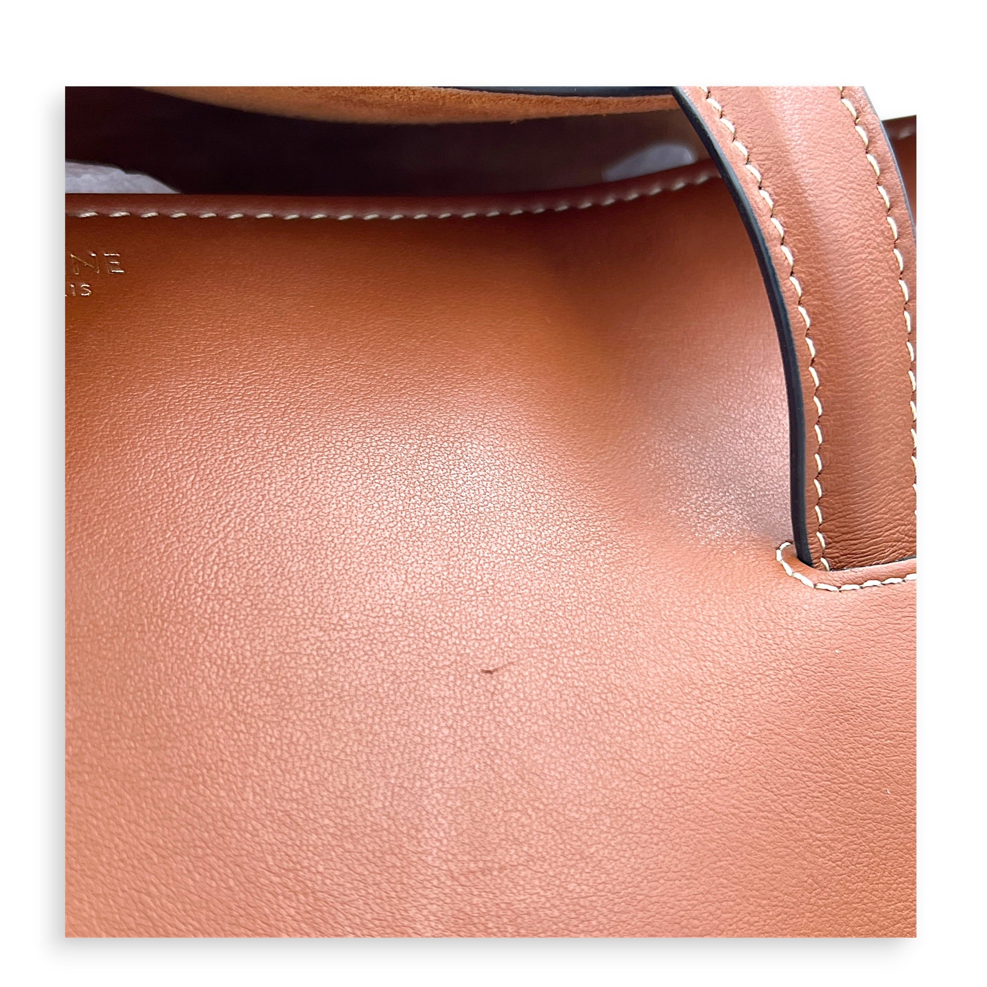 16 Tote Bag Brown in Calfskin, Gold hardware