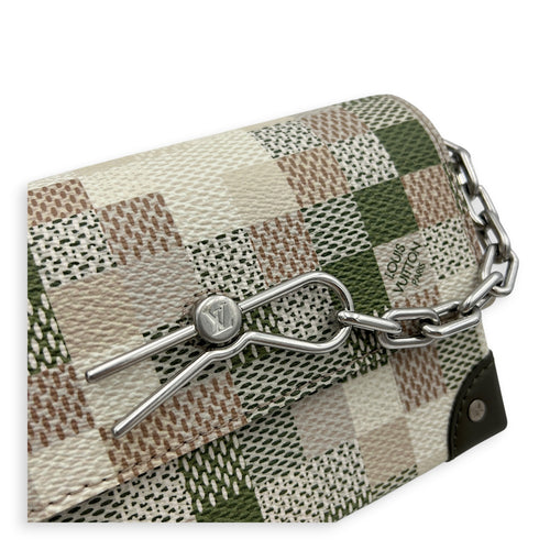 Steamer Damoflage D16 Crossbody Bag in Coated Canvas, Silver hardware