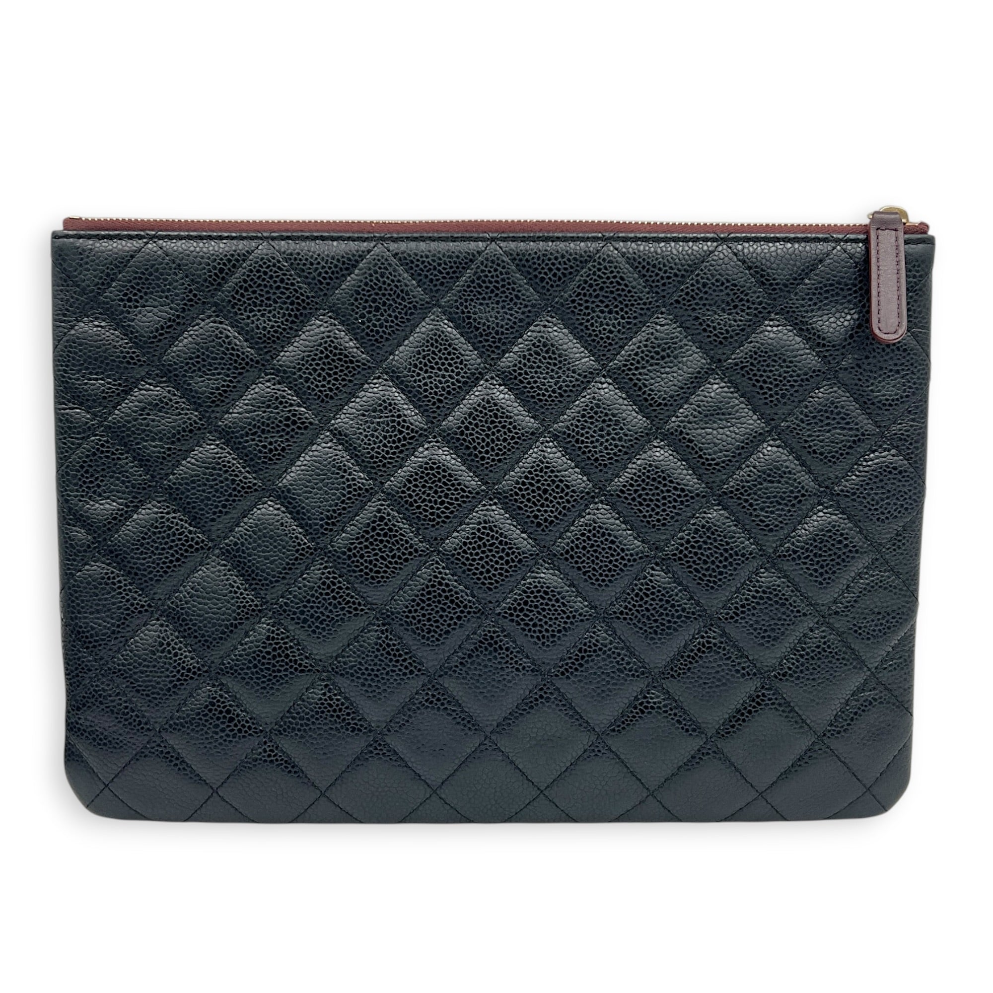 CC O Case Pouch Black in Caviar Leather, Gold hardware