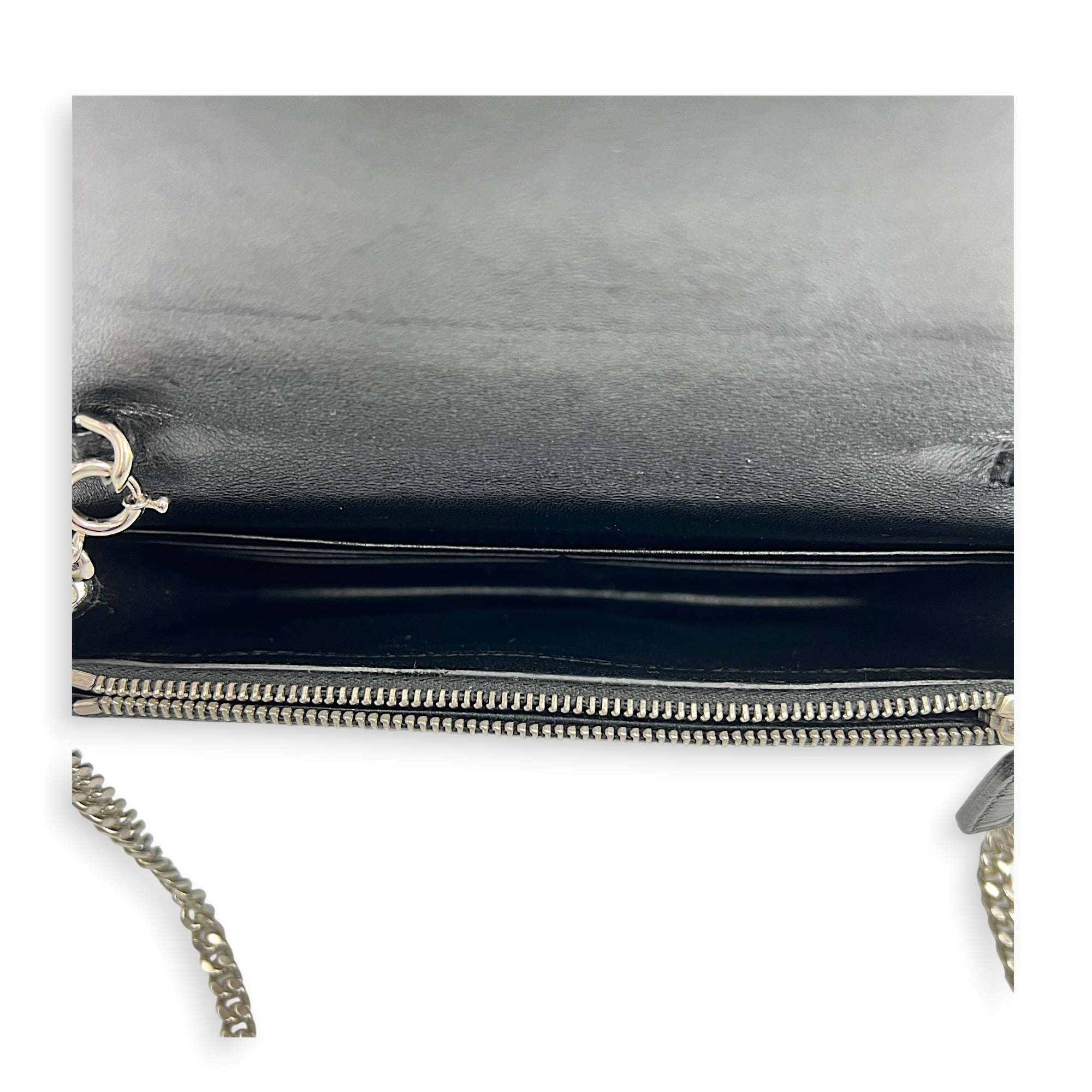 Kate Tassle Wallet On Chain Noir in Crocodile Embossed Calfskin, Silver hardware