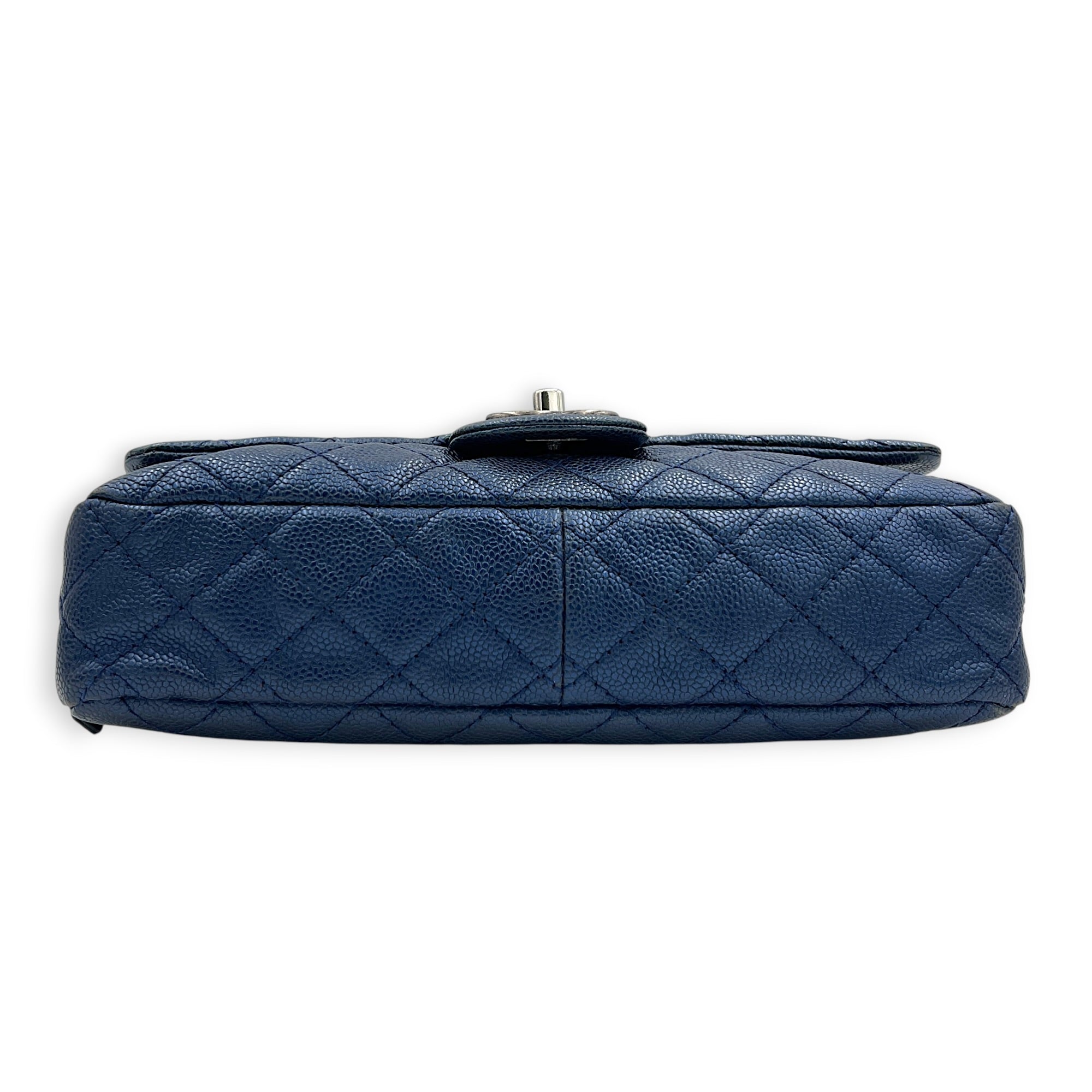 Easy Flap Blue Shoulder Bag in Caviar Leather, Ruthenium hardware