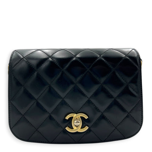Le 37 Medium Noir Top Handle Bag in Calfskin, Gold hardware