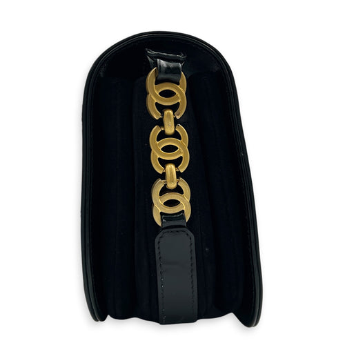 Le 37 Medium Noir Top Handle Bag in Calfskin, Gold hardware