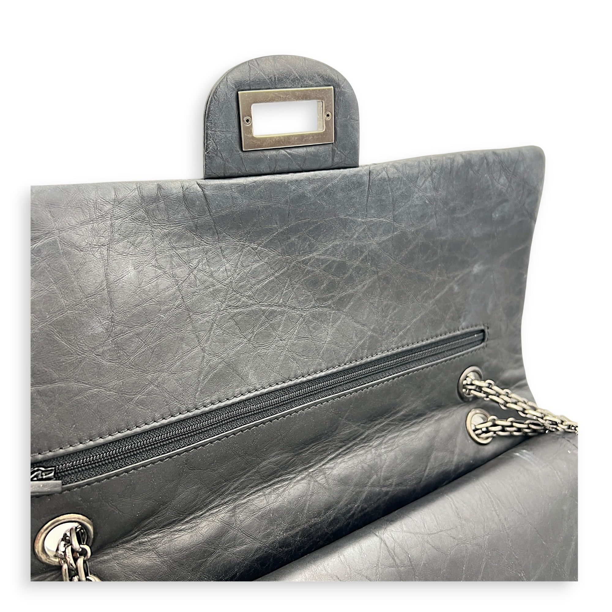 2.55 Shoulder Bag Grey in Distressed Leather, Ruthenium hardware