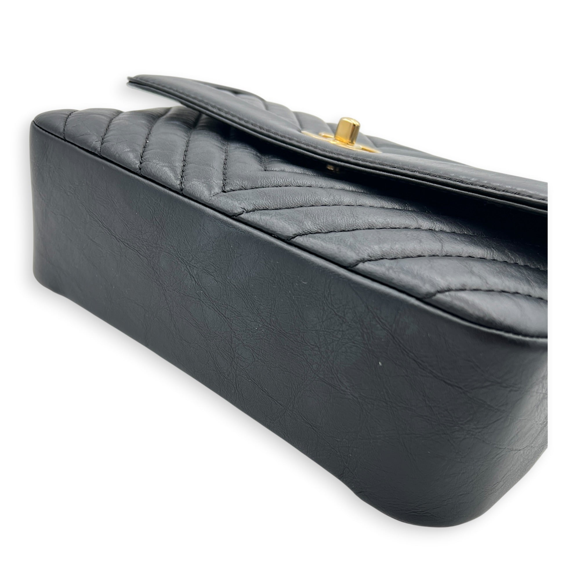 CC Chevron Black Top Handle Bag in Calfskin, Gold hardware